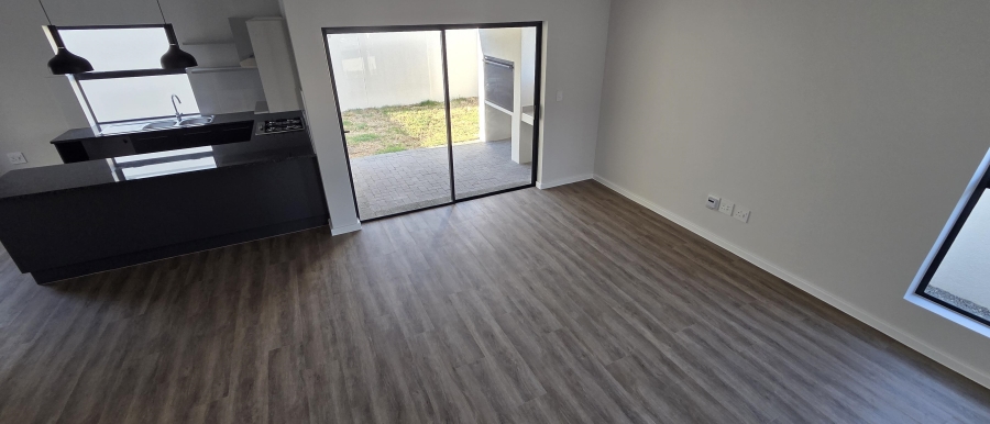 To Let 3 Bedroom Property for Rent in Jakarandas Western Cape